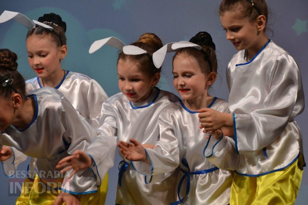 Видовищні виступи та зворушливі моменти: у Кілії відбувся ювілейний звітний концерт школи мистецтв