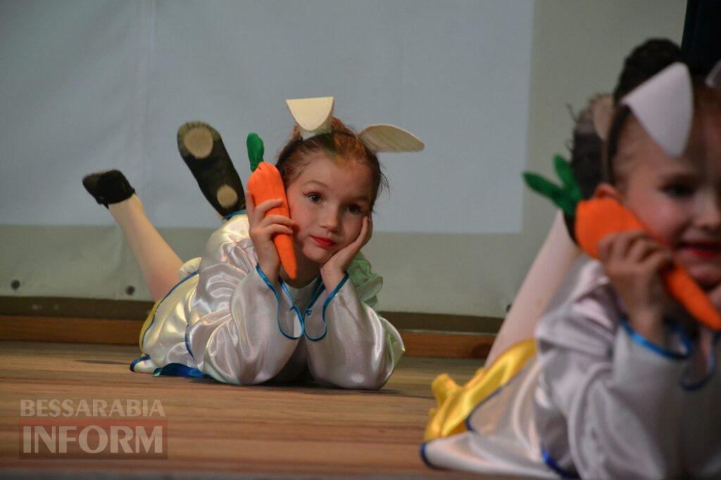 Видовищні виступи та зворушливі моменти: у Кілії відбувся ювілейний звітний концерт школи мистецтв