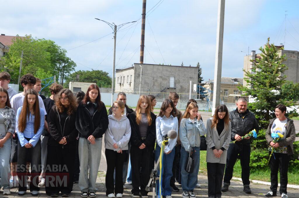 В Ізмаїльському ліцеї відбулося відкриття меморіальної дошки полеглому Герою Сергію Семененку