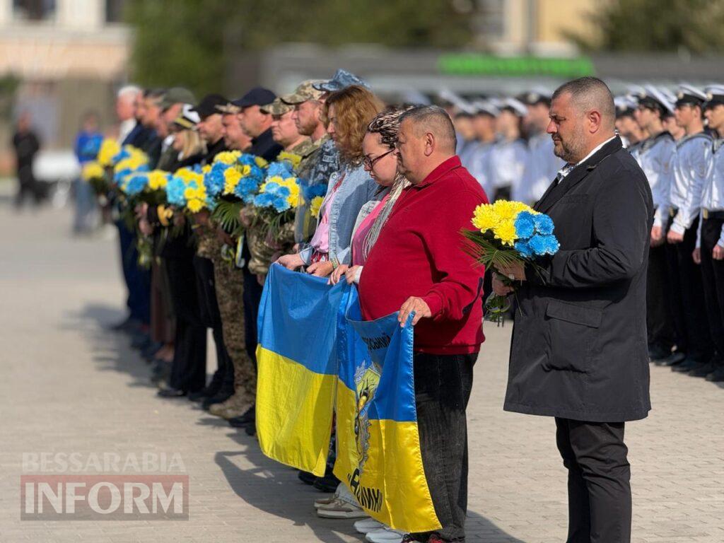 Дві війни — одна ціна свободи: в Ізмаїлі вшанували героїв різних поколінь