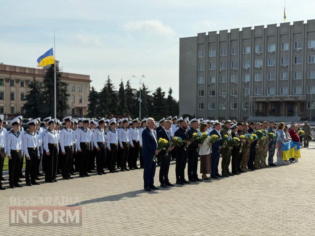 Дві війни — одна ціна свободи: в Ізмаїлі вшанували героїв різних поколінь