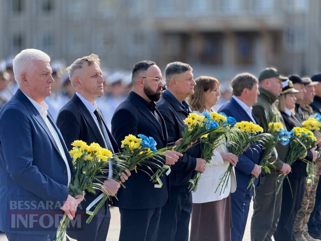 Дві війни — одна ціна свободи: в Ізмаїлі вшанували героїв різних поколінь