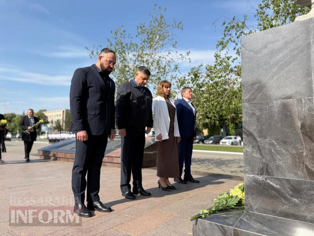 Дві війни — одна ціна свободи: в Ізмаїлі вшанували героїв різних поколінь