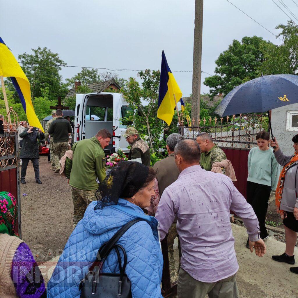 У другі роковини загибелі Герой з Кілійщини повернувся додому назавжди