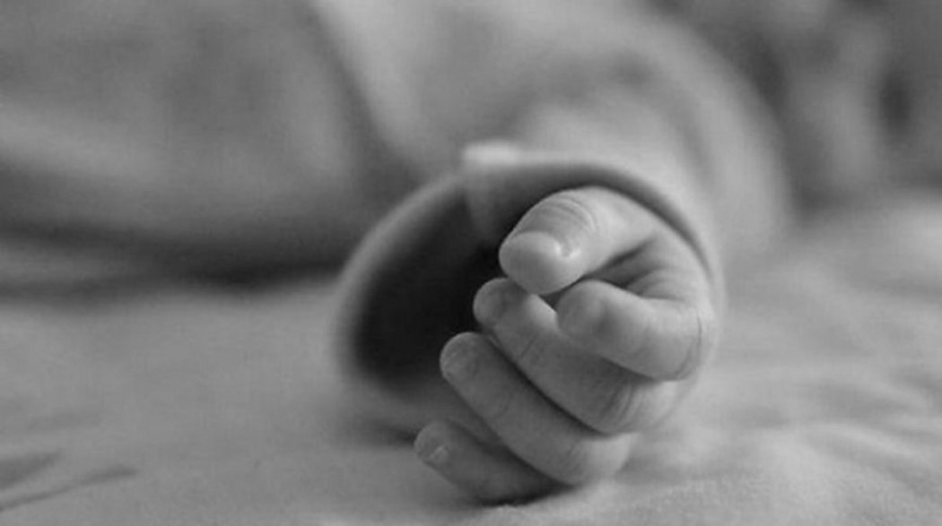 Смерть немовляти у Білгороді-Дністровському: посадовців Служби у справах дітей підозрюють у недбалості