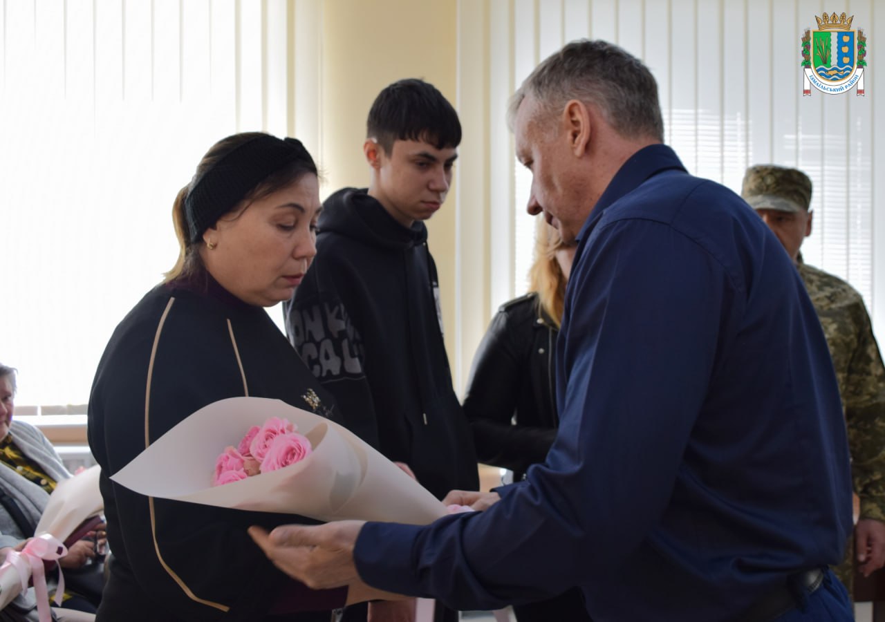 В Ізмаїльському районі вручили державні нагороди родинам полеглих захисників