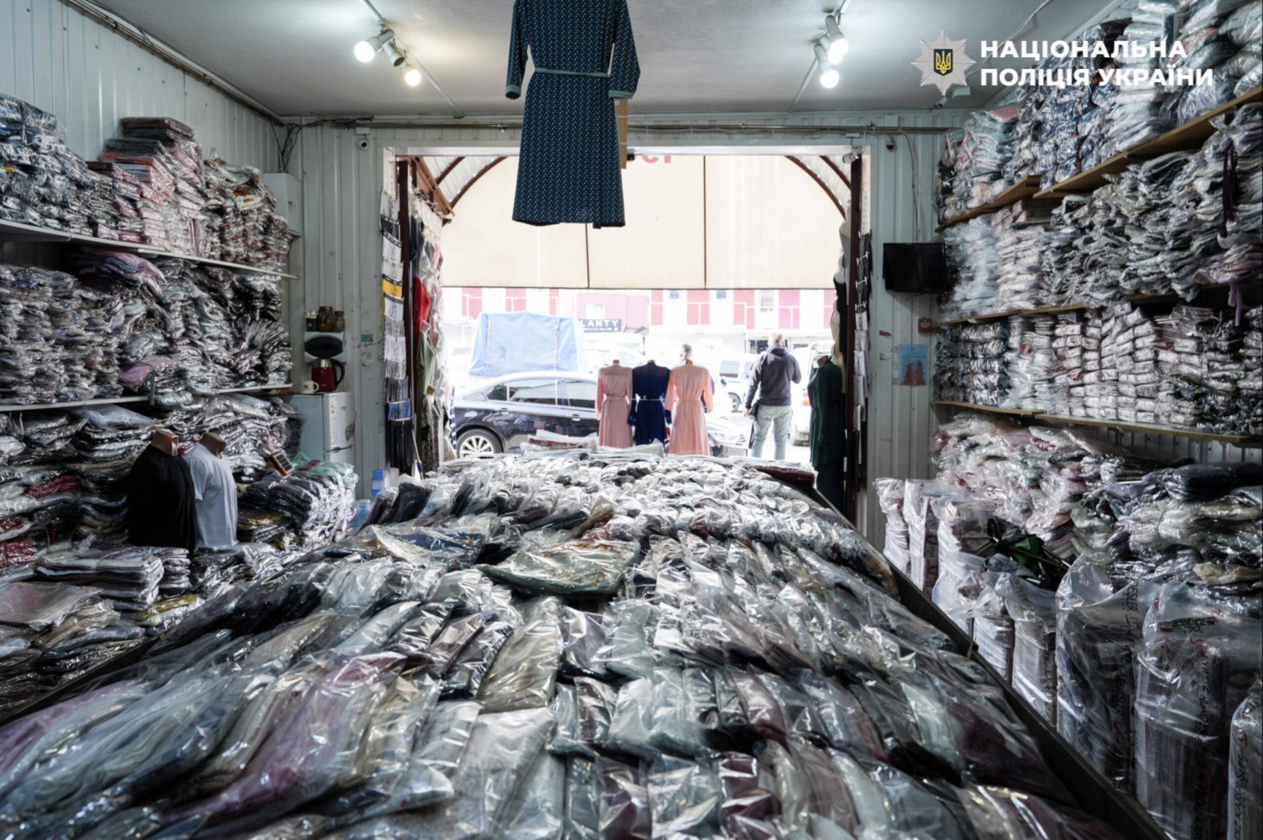 На Одещині викрито тіньову схему з гуманітарною допомогою на 44 мільйони гривень
