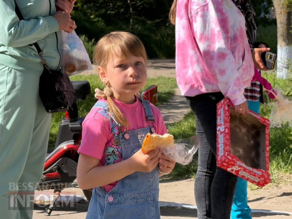 Менш ніж за годину дитячий садок у Кілії зібрав понад 20 тисяч гривень на ярмарку в підтримку ЗСУ