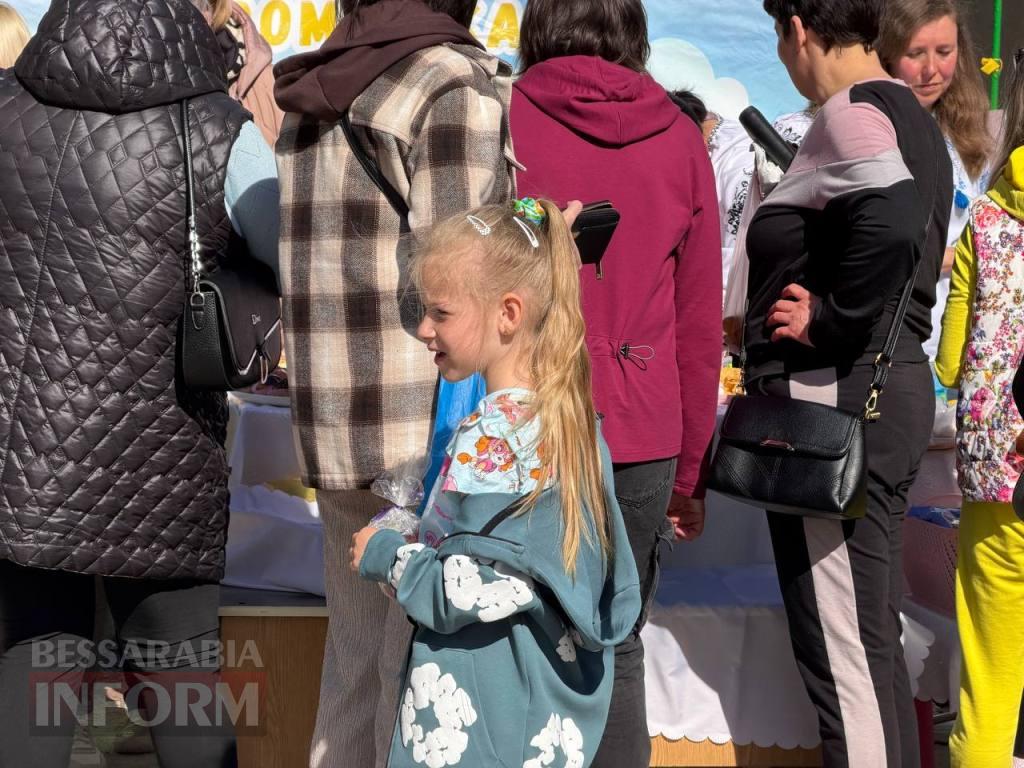 Менш ніж за годину дитячий садок у Кілії зібрав понад 20 тисяч гривень на ярмарку в підтримку ЗСУ