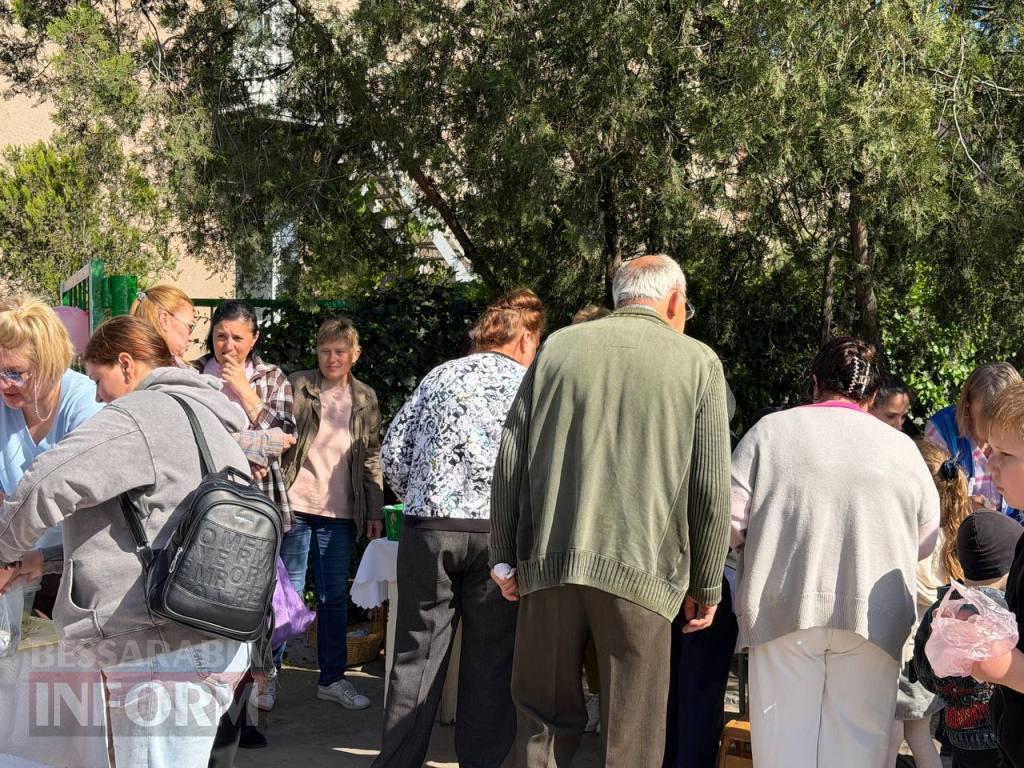 Менш ніж за годину дитячий садок у Кілії зібрав понад 20 тисяч гривень на ярмарку в підтримку ЗСУ
