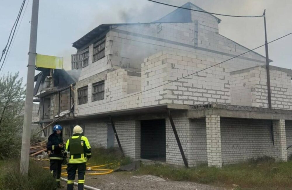 Уламки збитого “шахеда” впали на території недіючого табору у Затоці