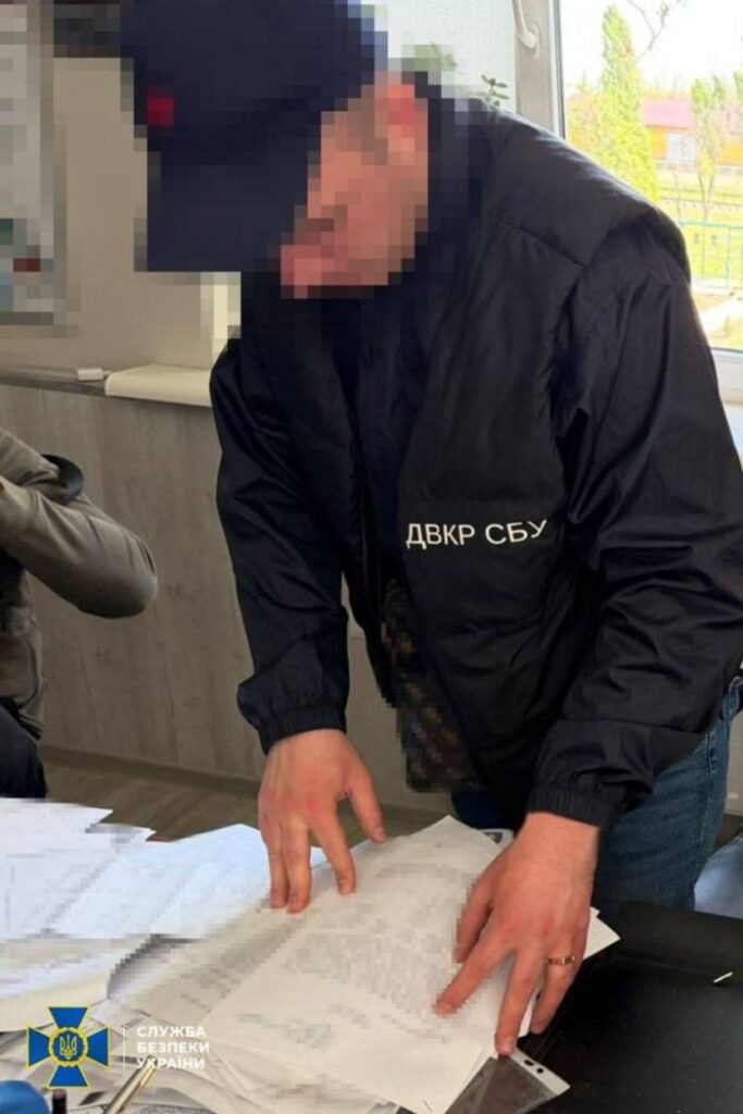 Посадовець військової частини з Одеської області планував “заробити” на польових наборах для військових