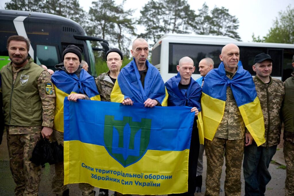 Сьогодні Україна та рф провели новий обмін полоненими 205 на 205