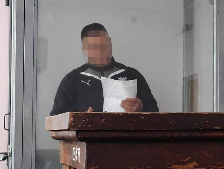 Педофіл з Одещини отримав 14 років в’язниці за гвалтування неповнолітніх падчерки та пасинка