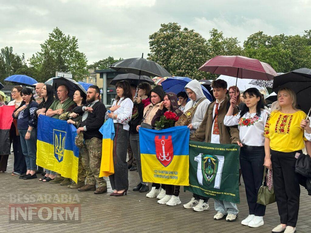 У День вишиванки Ізмаїл доєднався до всеукраїнської акції  «Вишита стрічка пам’яті»
