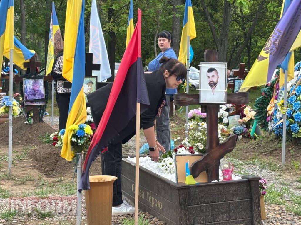 У День Героїв в Ізмаїлі вшанували пам’ять полеглих захисників України