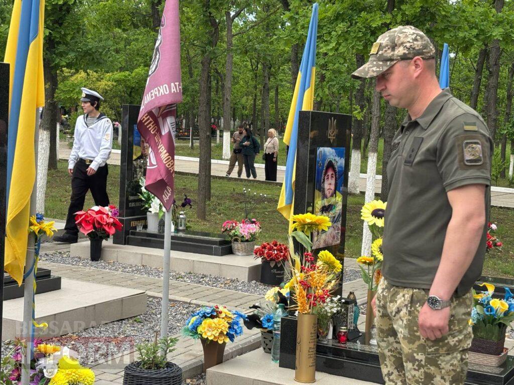 У День Героїв в Ізмаїлі вшанували пам’ять полеглих захисників України