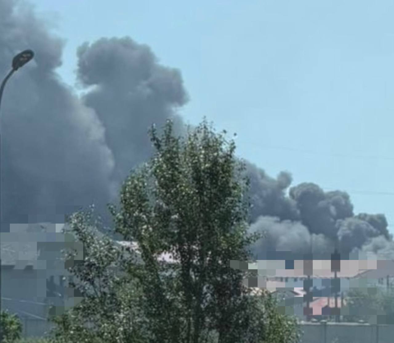 Сьогодні вдень ворог цілеспрямовано атакував цивільну інфраструктуру Одещини: є постраждалі. Оновлено