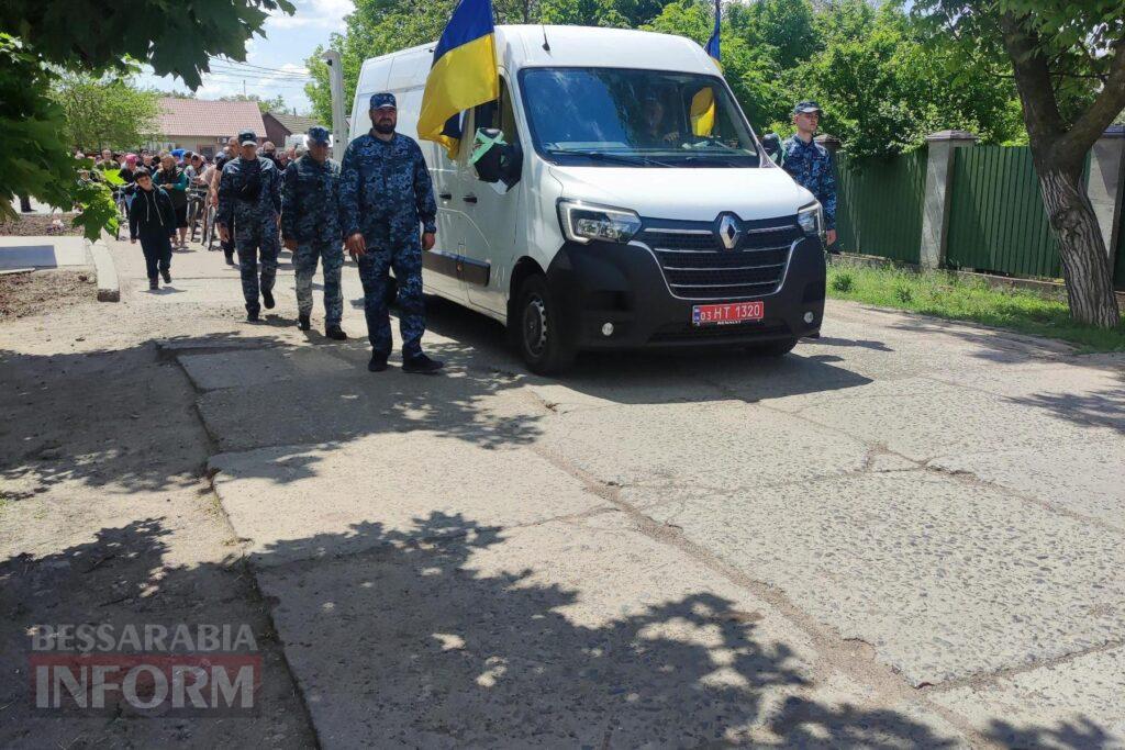 Кілійська громада попрощалася з 25-річним Героєм Дмитром Корпусовим
