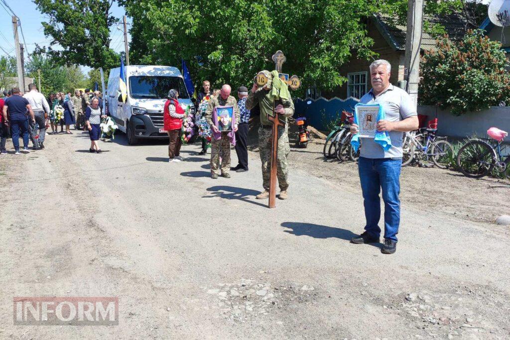 Кілійська громада попрощалася з 25-річним Героєм Дмитром Корпусовим