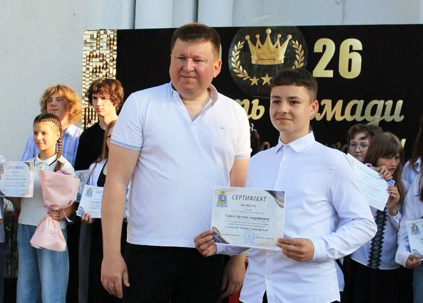 В Арцизі привітали юного віртуоза музики з призначенням стипендії облради