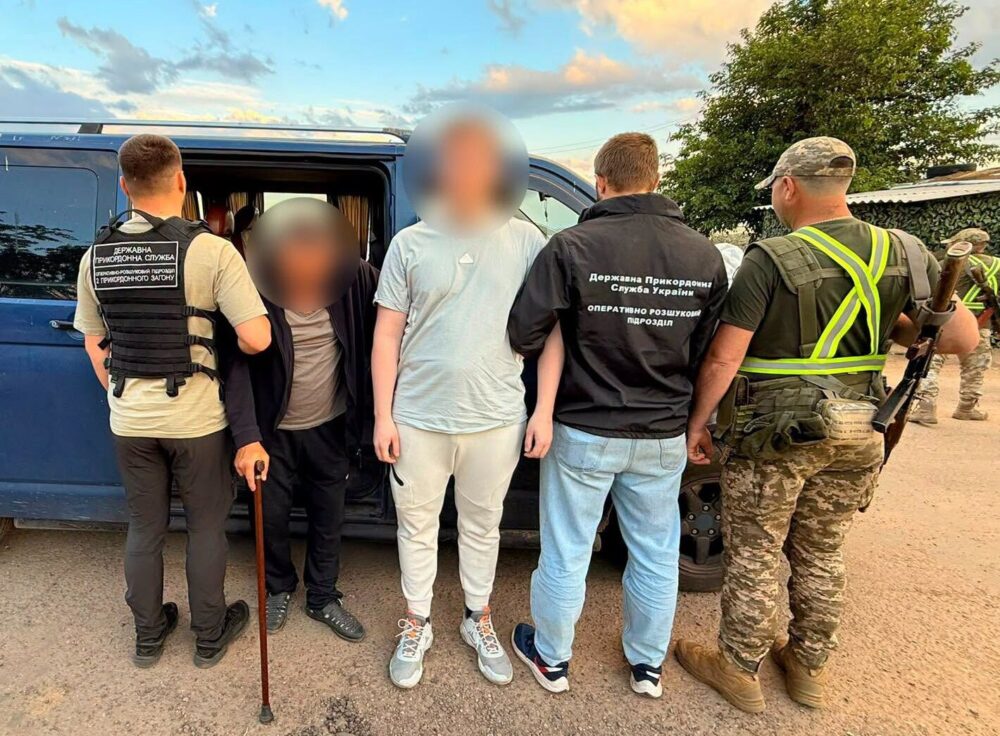 Місце без вікон і шансів: на Одещині викрили небезпечний спосіб втечі за кордон