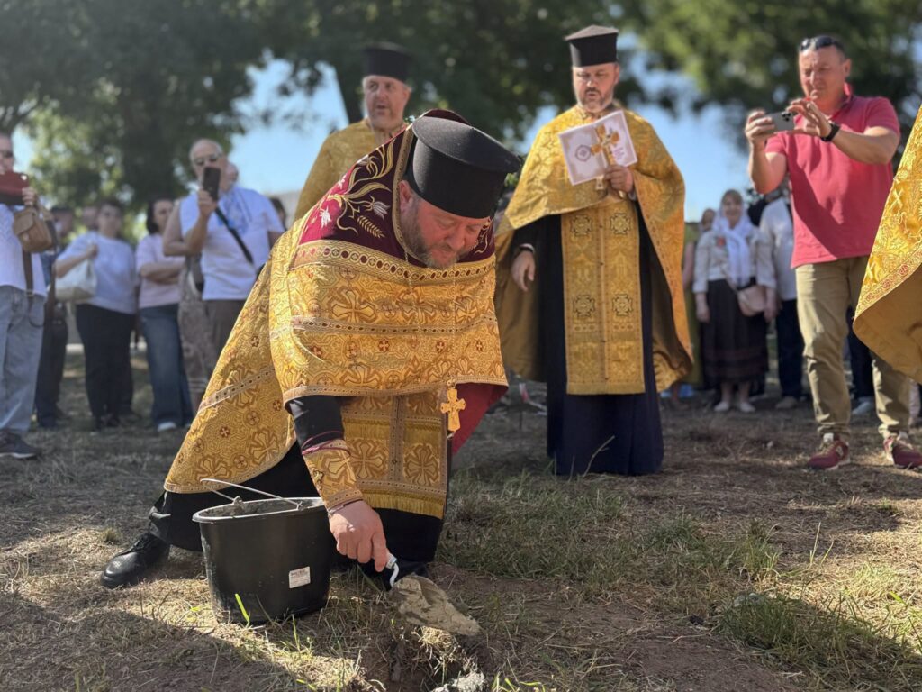 Історична подія: в Ізмаїлі освятили землю та заклали капсулу під перший храм ПЦУ
