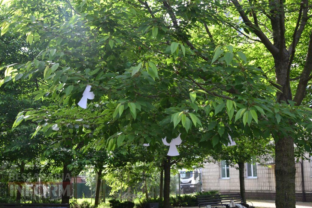 “Голоси” загиблих у війні дітей: у Кілії вшанували пам’ять маленьких українців