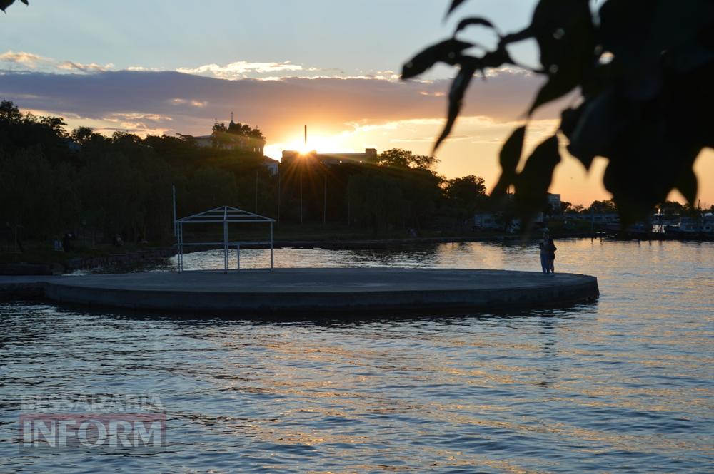 Трояндовий червень в Аккермані: місто, що розквітає біля кожного подвір’я