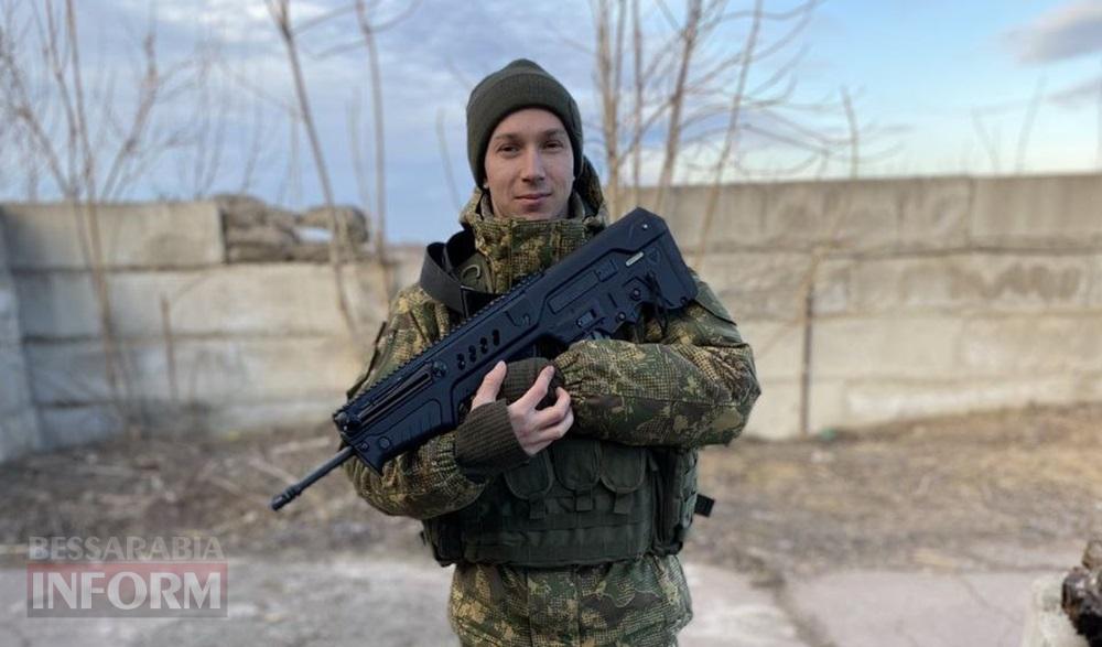 “Я думав, що всі про нас забули”: після понад чотирьох років полону додому повернувся захисник “Азовсталі” з Білгород-Дністровщини