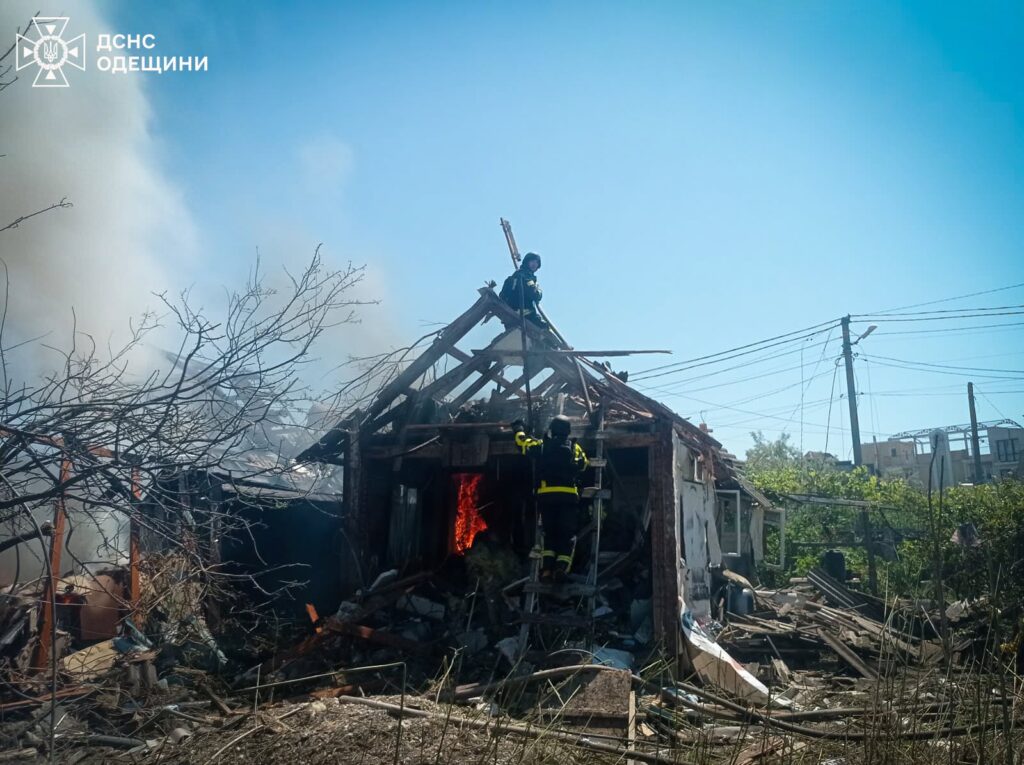 Росіяни атакували ракетою південь Одещини: є руйнування та постраждалі. Оновлено – додано фото та відео
