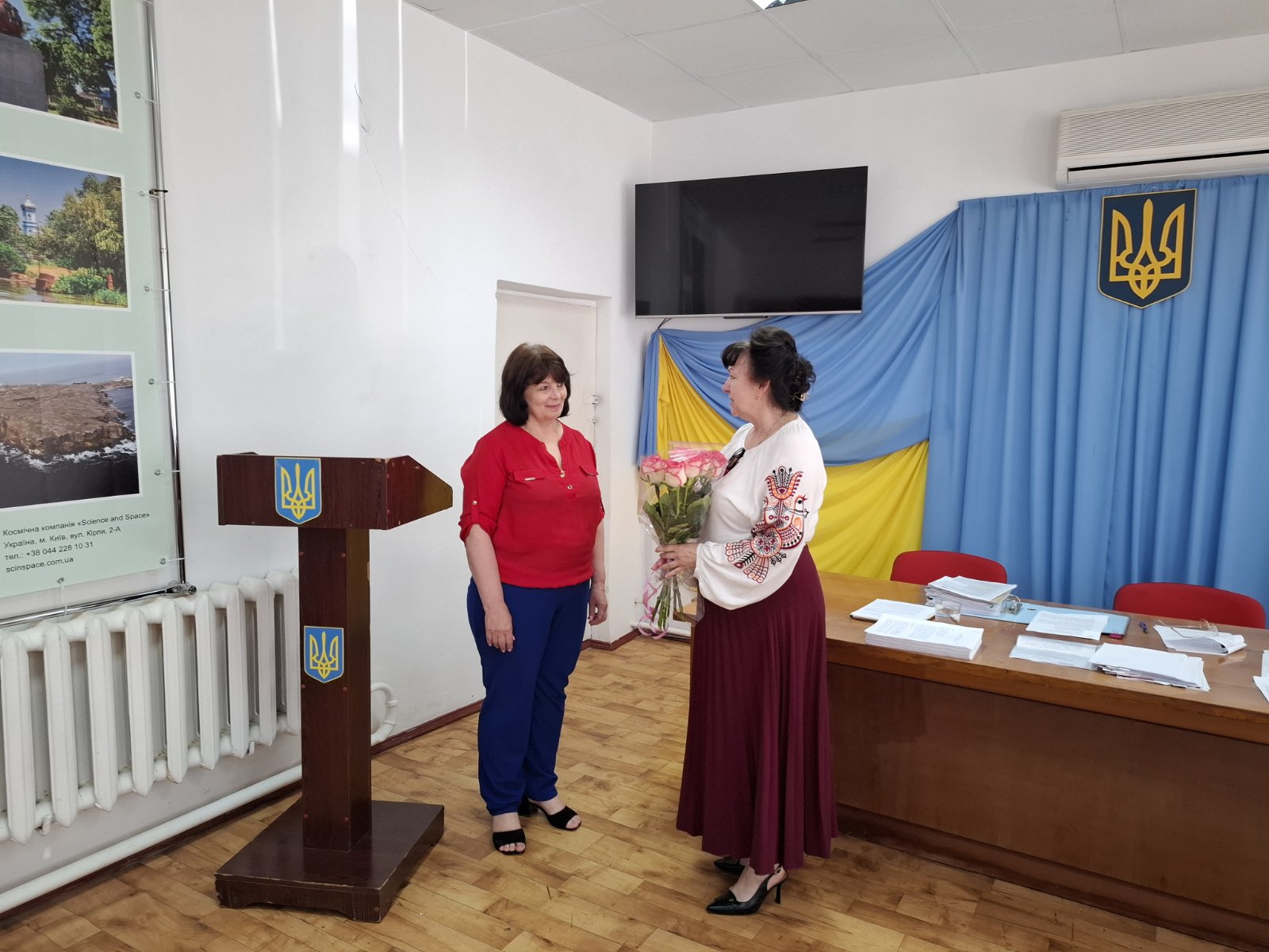 Чому випускники у Вилківській громаді ледь не залишилися без атестатів та чи йде у відставку головна освітянка