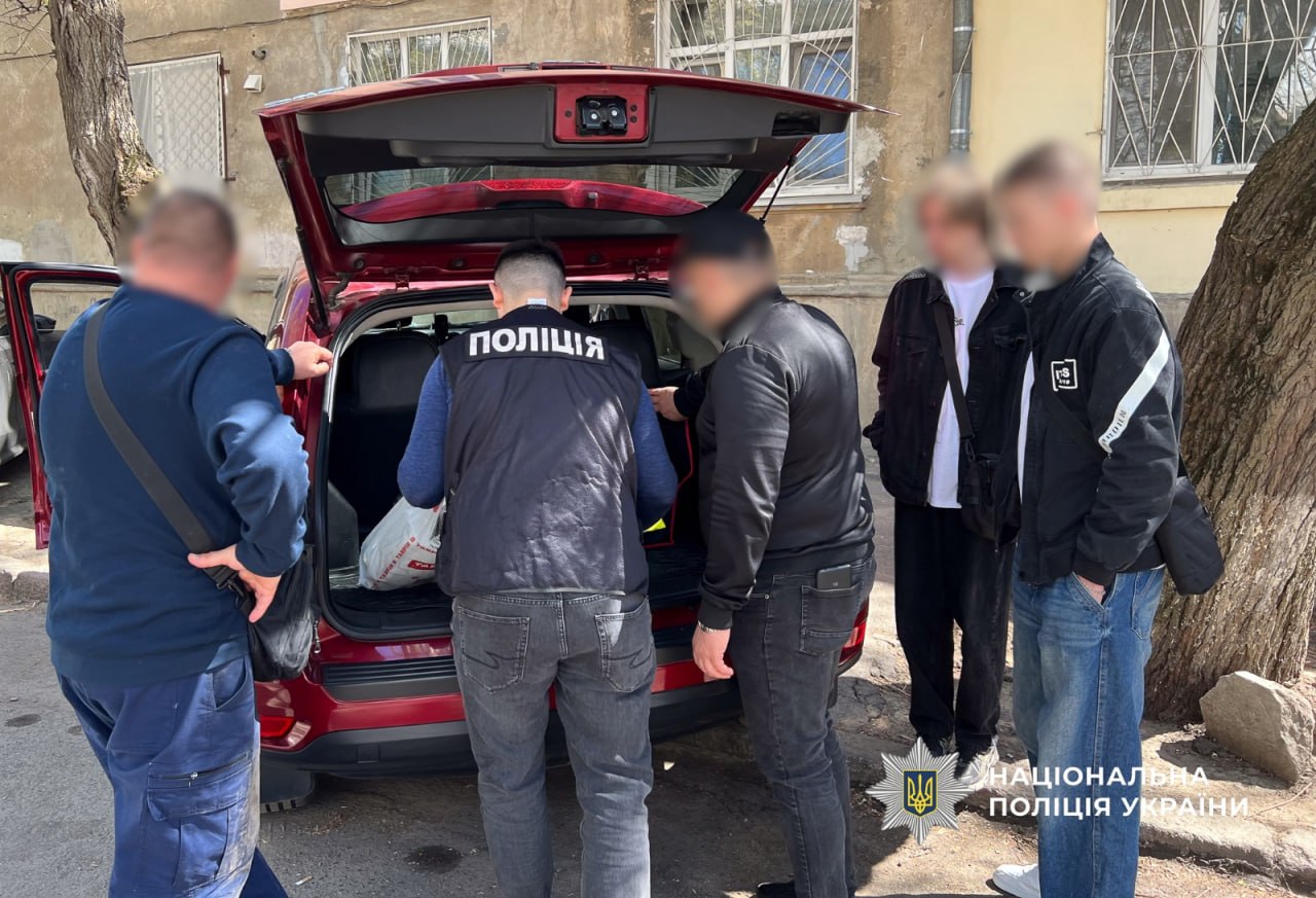 В Одесі судитимуть курсового офіцера морського вишу, який вимагав 1600 доларів у випускника