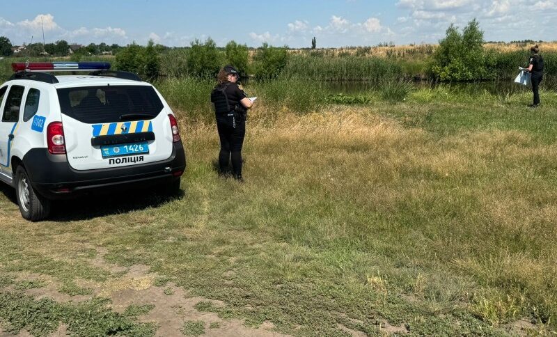 На Одещині у зашморгу знайшли 17-річну дівчину