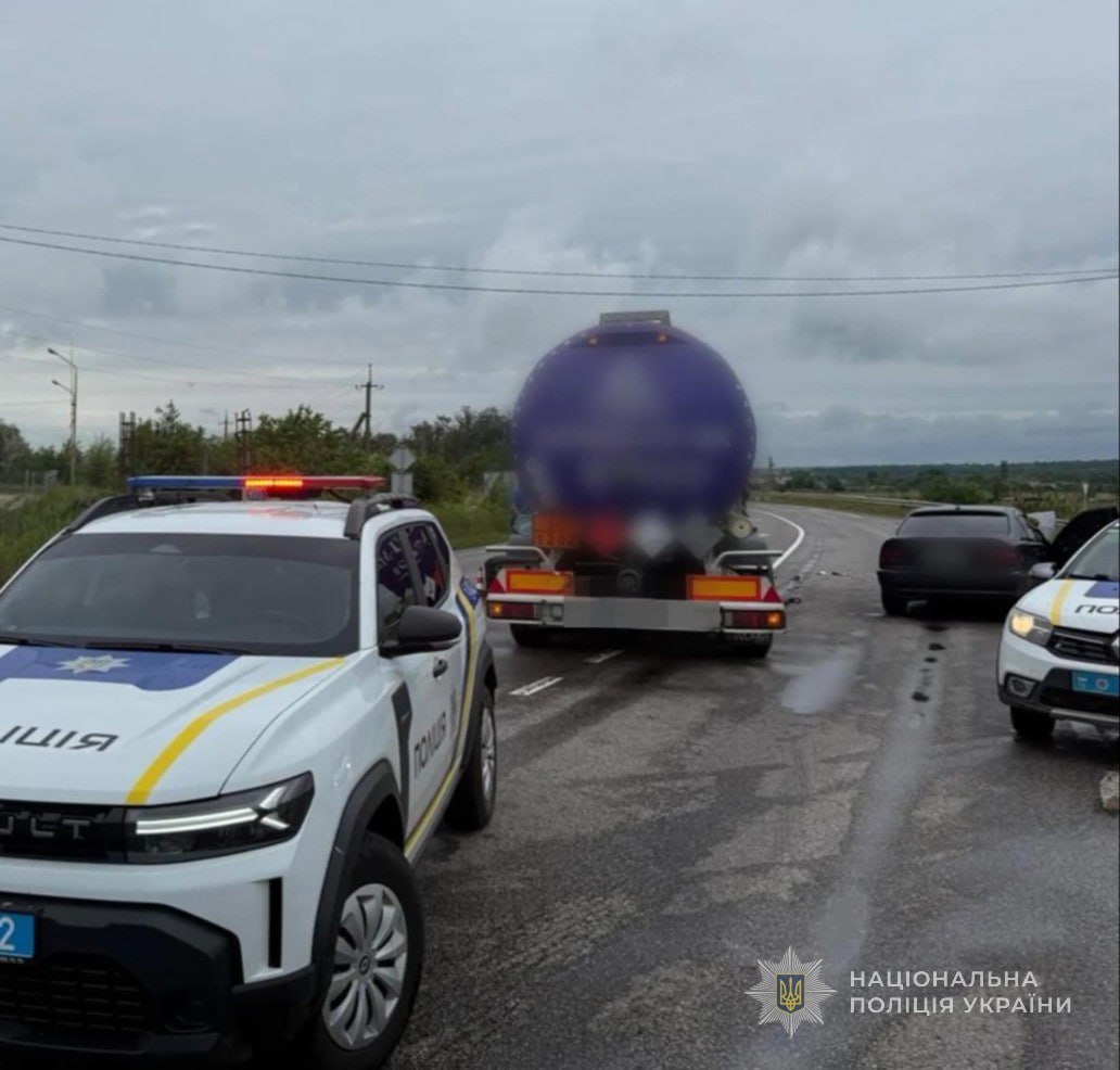 На автодорозі Одеса – Рені, поблизу Сарати, ускладнено рух транспорту внаслідок ДТП