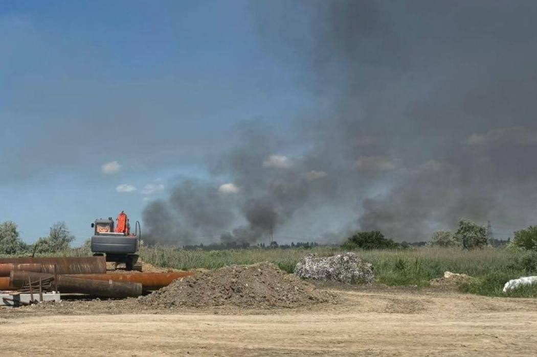 росіяни атакували балістикою з касетами важливий логістичний об’єкт на Одещині: є поранені