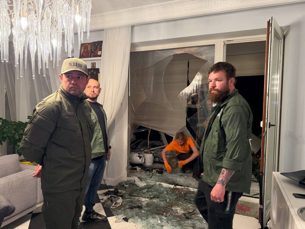 Нічна атака на Одесу: пошкоджено дві багатоповерхівки, серед трьох постраждалих — діти