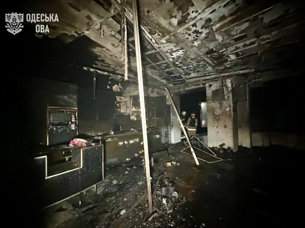 Нічна атака на Одесу: пошкоджено дві багатоповерхівки, серед трьох постраждалих — діти
