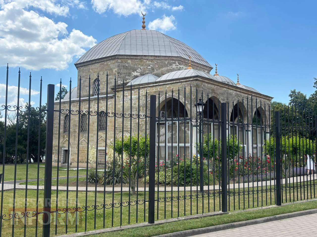 У серці старої фортеці: в Ізмаїлі відкрили унікальну виставку втрачених архітектурних пам’яток