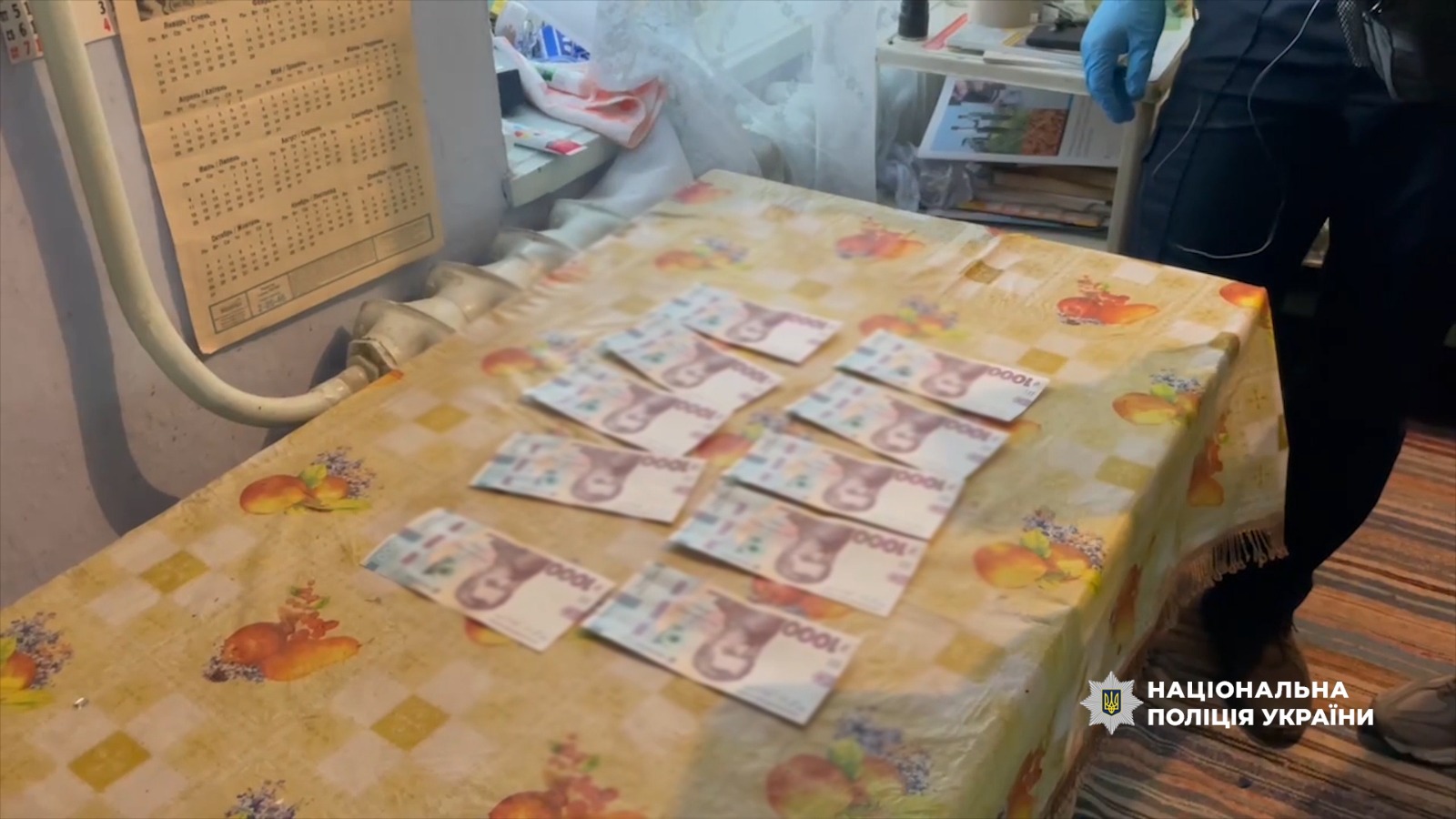 Продав пістолет за 10 тисяч та сховав у підсобці гранату: у Білгород-Дністровському районі затримали торговця зброєю