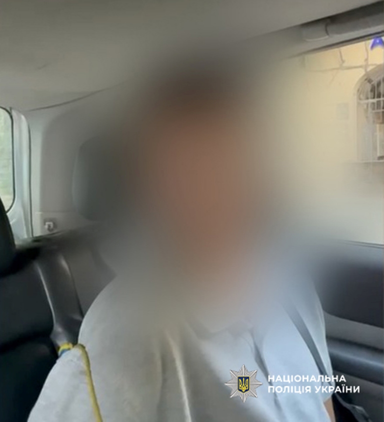 Правоохоронці по “гарячих слідах” затримали зловмисників, які скоїли теракти в Одесі