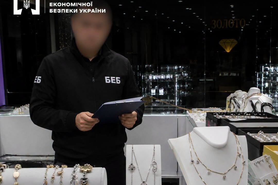 Ювелір з Одеси налагодив продаж підробок світових брендів по всій Україні: збитки сягнули майже 30 мільйонів гривень