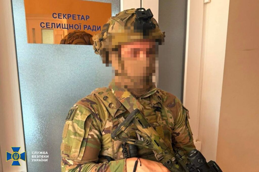 Вимагав 50 тисяч доларів за дозвіл на забудову: СБУ викрила заступника голови Одеської облради Олега Радковського