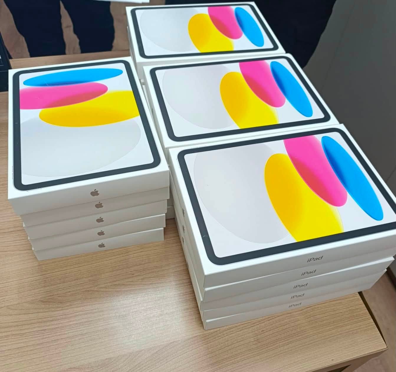 На Одещині перекрили канал контрабанди техніки Apple