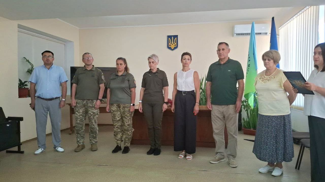 У Рені родині загиблого воїна передали державну нагороду