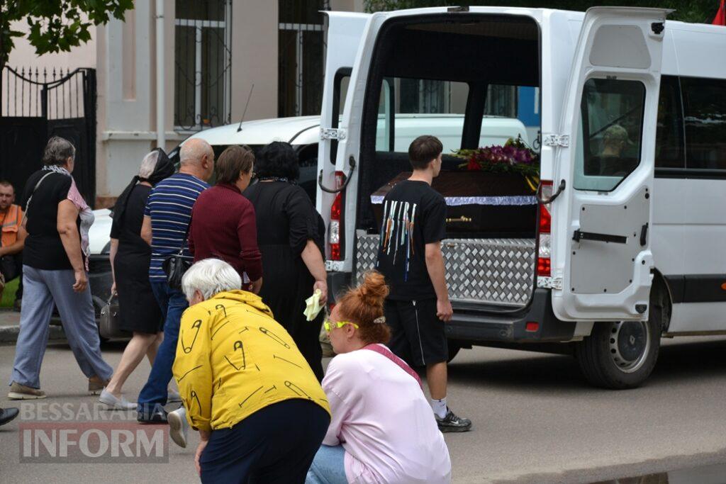 Навіки 44: у Кілії простилися з полеглим понад два роки тому Василем Янковцем
