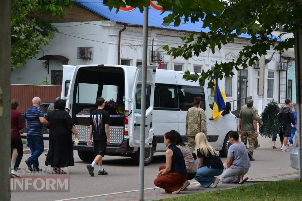 Навіки 44: у Кілії простилися з полеглим понад два роки тому Василем Янковцем