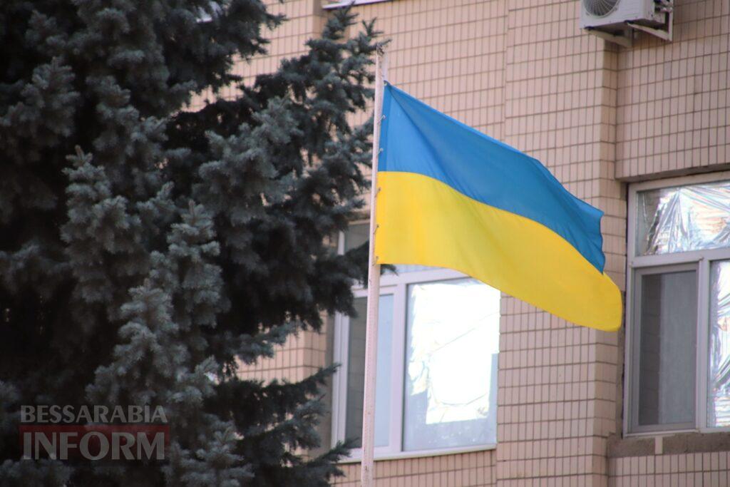 Хвилина мовчання, квіти й пам’ять про тих, хто не повернувся з полону: у Болграді відзначили пам’ятну дату