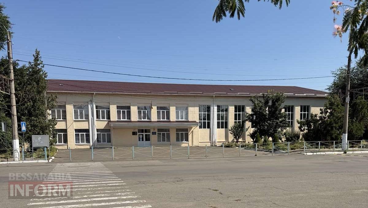 Дійшли до міністерства: батьки ренійських ліцеїстів не згодні з “неможливістю” орендувати укриття для недопущення дистанційки