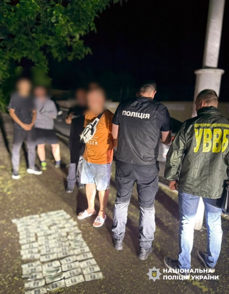 В Ізмаїлі затримали прикордонника, який “зробив” моряками понад 140 чоловіків